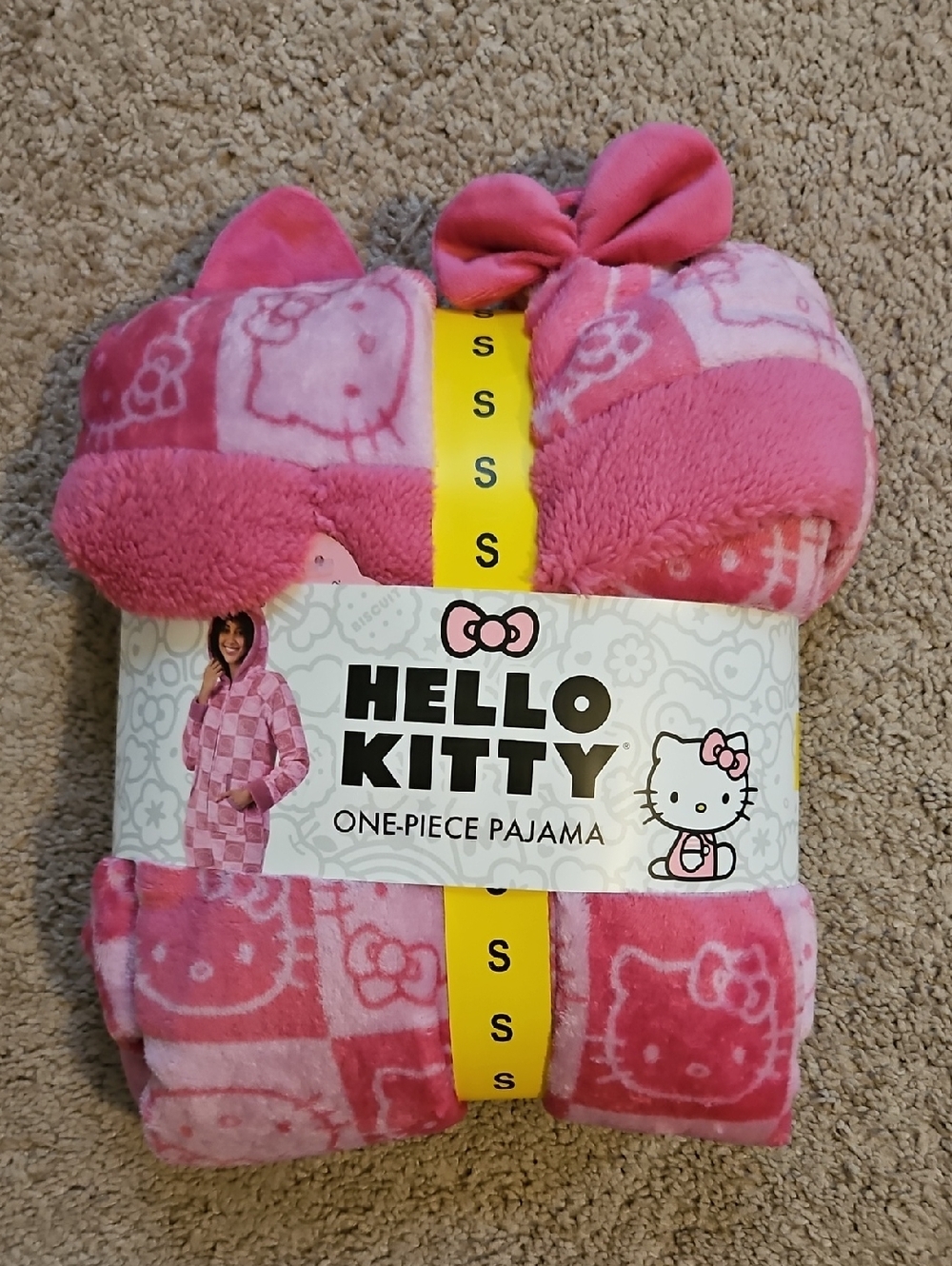 NEW! Hello Kitty Pink One Piece Pajama Size S - Picture 4 of 8
